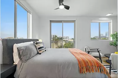 650 SW 1st St #205, Miami, FL 33130 - Photo 7