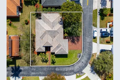 2570 SE 4th Pl, Homestead, FL 33033 - Photo 45