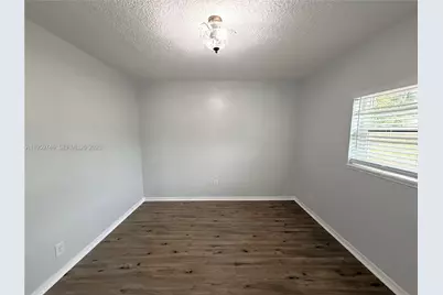 8721 NW 47th St, Lauderhill, FL 33351 - Photo 13