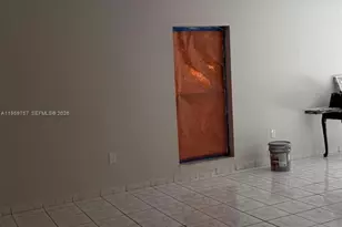 110 SW 108th Ave, Sweetwater, FL 33174 - Photo 7