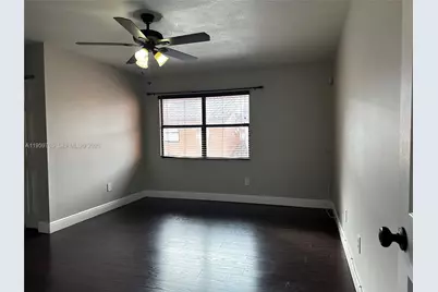 6380 W 27th Ln #105-20, Hialeah, FL 33016 - Photo 5