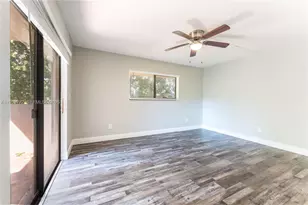 8810 SW 132nd Pl, Miami, FL 33186 - Photo 9