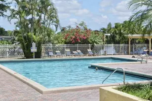 2301 NW 96th Terrace, Pembroke Pines, FL 33024 - Photo 3