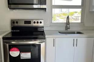 1719 NW 1st St, Miami, FL 33125 - Photo 3