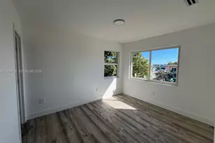 1719 NW 1st St, Miami, FL 33125 - Photo 7