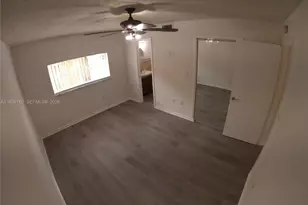 7908 W 34th Ln, Hialeah, FL 33018 - Photo 7