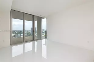 851 NE 1st Ave, Miami, FL 33132 - Photo 17