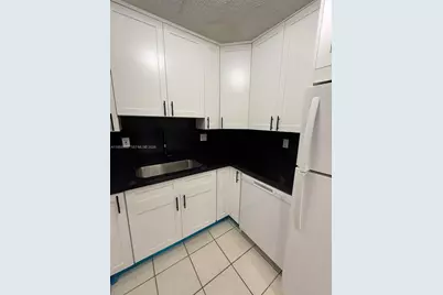 9520 SW 8th St #111, Miami, FL 33174 - Photo 5