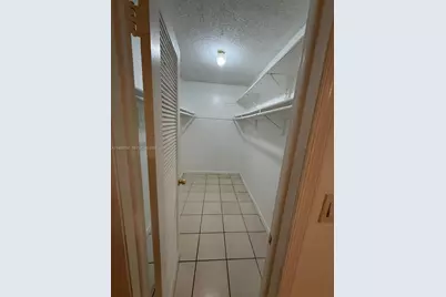 9520 SW 8th St #111, Miami, FL 33174 - Photo 9