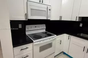 9520 SW 8th St, Miami, FL 33174 - Photo 31