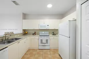 3952 SW 157th Ave, Miramar, FL 33027 - Photo 9