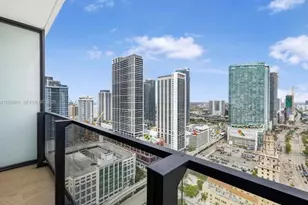 398 NE 5th St, Miami, FL 33132 - Photo 11