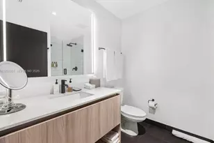 398 NE 5th St, Miami, FL 33132 - Photo 7