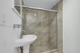 605 Euclid Ave, Miami Beach, FL 33139 - Photo 7