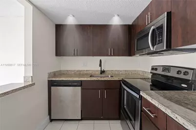 4164 Inverrary Dr #309, Lauderhill, FL 33319 - Photo 9