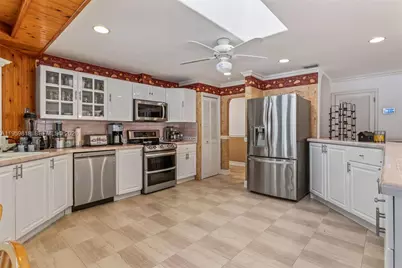15005 SW 148th St, Miami, FL 33196 - Photo 11