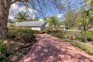 15005 SW 148th St, Miami, FL 33196 - Photo 3