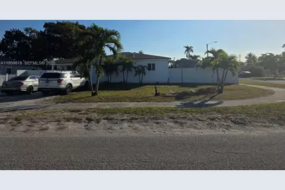 8523 NW 35th Pl, Miami, FL 33147 - Photo 1