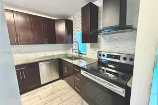 3660 NE 166th St, North Miami Beach, FL 33160 - Photo 5