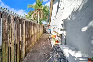 9300 NW 32nd Manor, Sunrise, FL 33351 - Photo 33