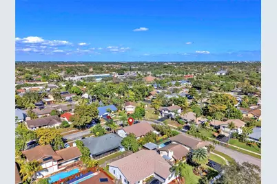 9300 NW 32nd Mnr, Sunrise, FL 33351 - Photo 37