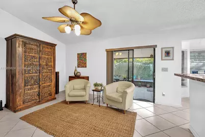 9300 NW 32nd Mnr, Sunrise, FL 33351 - Photo 11