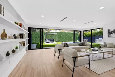 85 W Shore Dr W, Miami, FL 33133 - Photo 25