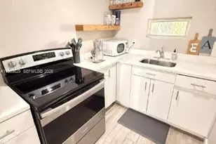 1151 NE 18th St, Fort Lauderdale, FL 33305 - Photo 3