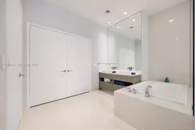 460 NE 28th St #4002, Miami, FL 33137 - Photo 23