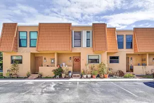 9125 Lime Tree Ln, Pembroke Pines, FL 33024 - Photo 1