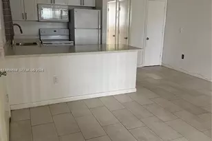 285 NE 191st St, Miami, FL 33179 - Photo 3