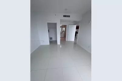 315 NE 3rd Ave #1905, Fort Lauderdale, FL 33301 - Photo 17