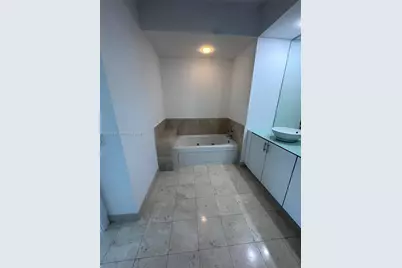 315 NE 3rd Ave #1905, Fort Lauderdale, FL 33301 - Photo 11