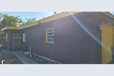 1760 NW 24th Ter, Fort Lauderdale, FL 33311 - Photo 3