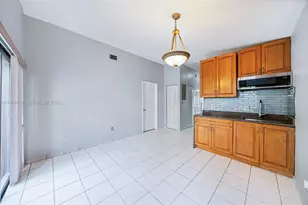 2755 W 74th St, Hialeah, FL 33016 - Photo 9