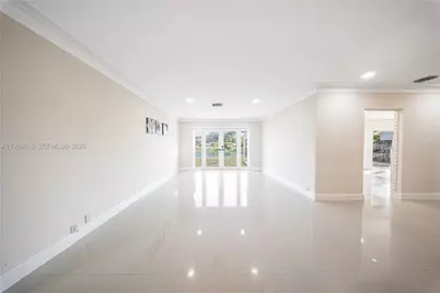 14530 SW 77th St, Miami, FL 33183 - Photo 3