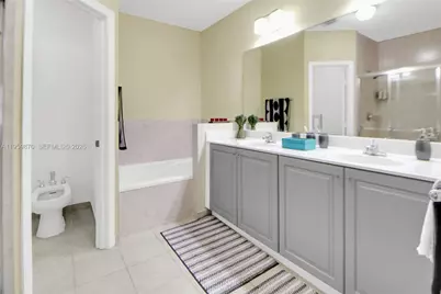 11531 NW 79th Ln, Doral, FL 33178 - Photo 25