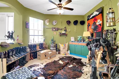 11531 NW 79th Ln, Doral, FL 33178 - Photo 9