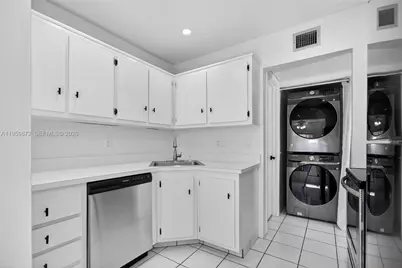 12422 Alternate A1A #Q5, Palm Beach Gardens, FL 33410 - Photo 5