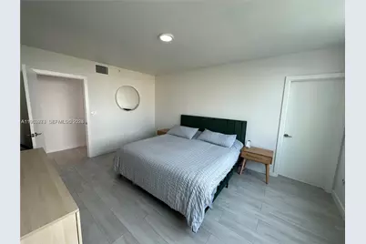 [Address not provided], Miami, FL 33131 - Photo 15
