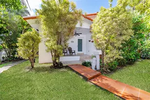 1300 71st St, Miami Beach, FL 33141 - Photo 13
