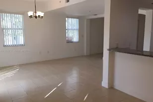 10902 NW 83rd St, Doral, FL 33178 - Photo 11