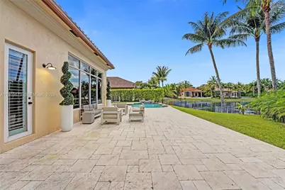 10291 Sweet Bay St, Plantation, FL 33324 - Photo 49