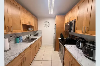 11404 SW 150th Dr, Miami, FL 33176 - Photo 7