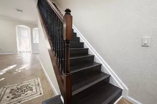 21219 NW 14th Pl, Miami Gardens, FL 33169 - Photo 5