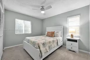 280 Timber Lake Cir, Naples, FL 34104 - Photo 15