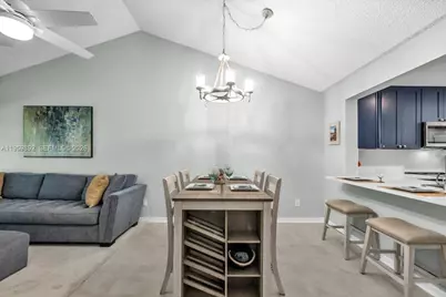 280 Timber Lake Cir #201, Naples, FL 34104 - Photo 5