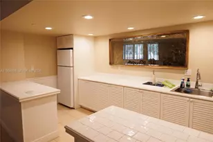 550 Ocean Dr, Key Biscayne, FL 33149 - Photo 29