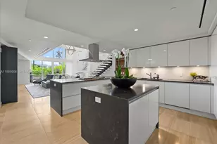 4701 N Meridian Ave, Miami Beach, FL 33140 - Photo 9