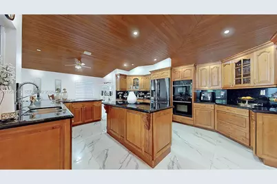 2340 SW 139th Ave, Miami, FL 33175 - Photo 11